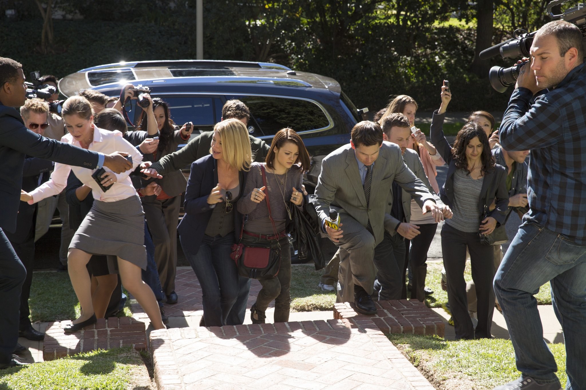 Kathryn Prescott in В поисках Картер (2014)