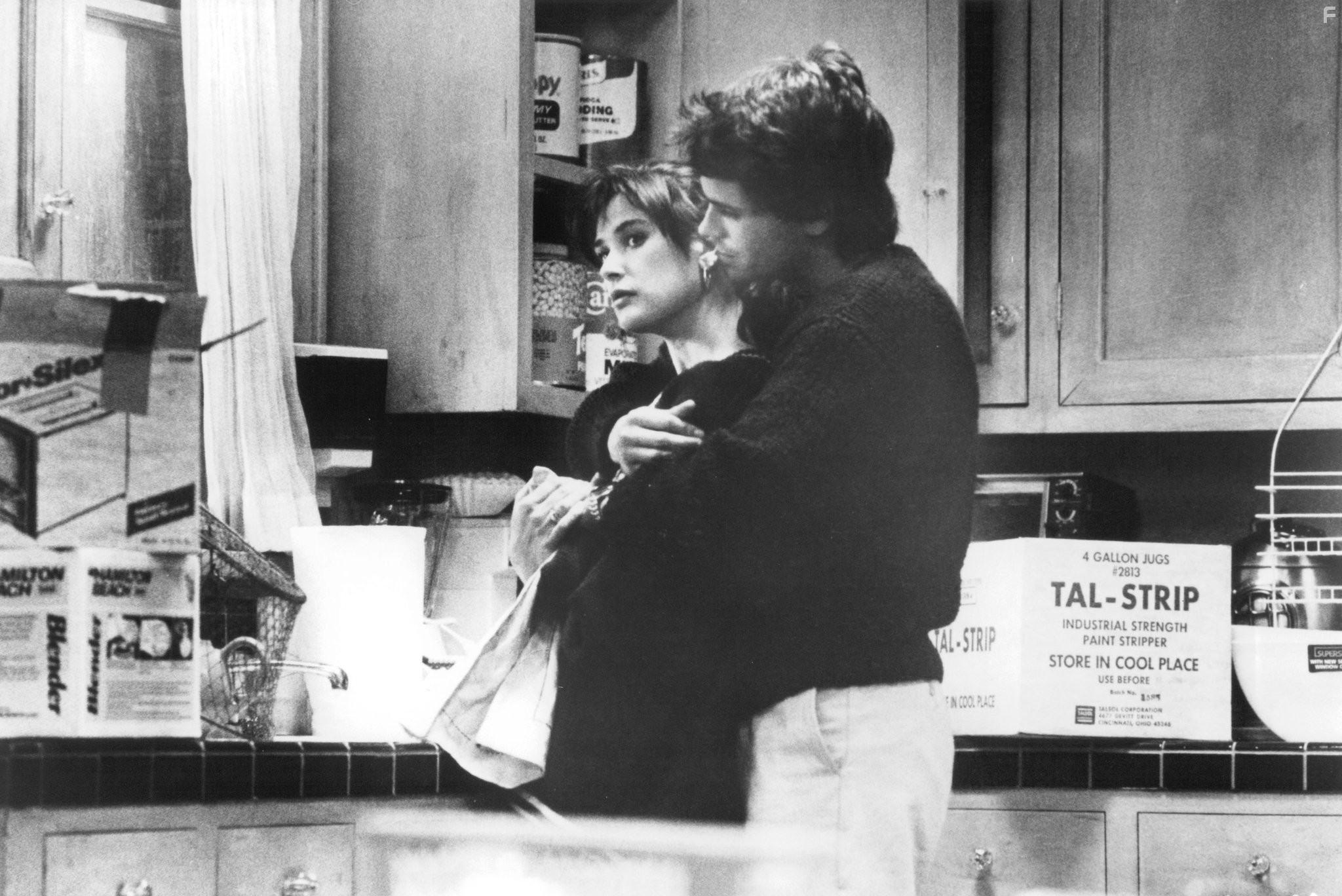 Demi Moore and Rob Lowe in Чтo случилось прошлой ночью (1986)