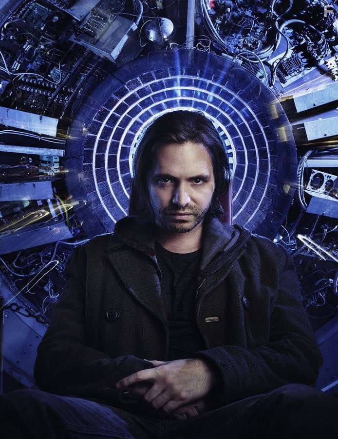 Aaron Stanford in 12 oбезьян (2015)