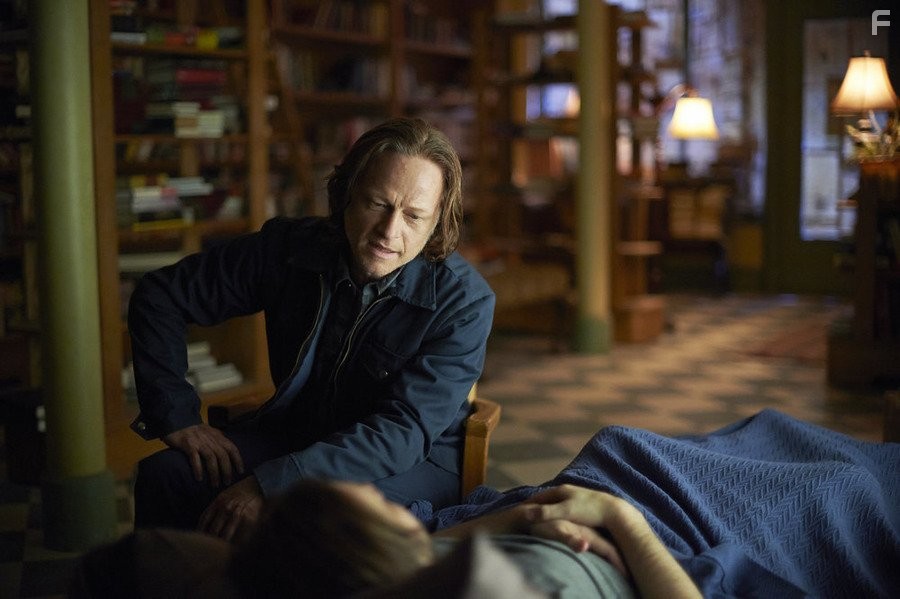 Patrick Garrow in 12 oбезьян (2015)