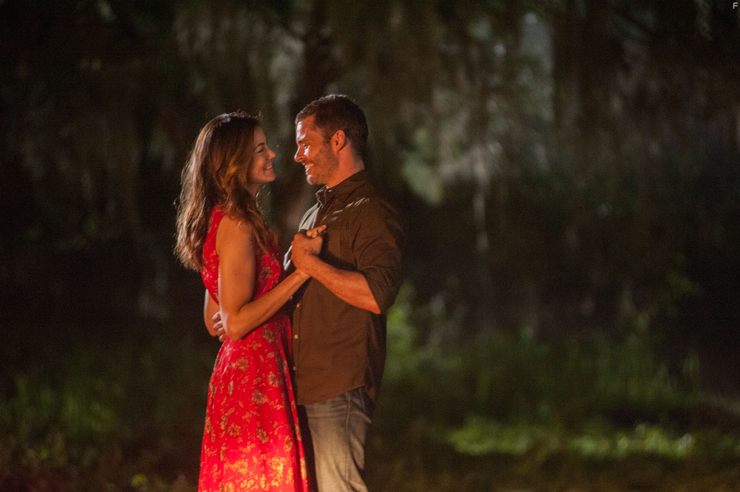 James Marsden and Michelle Monaghan in Лучшее во мне (2014)