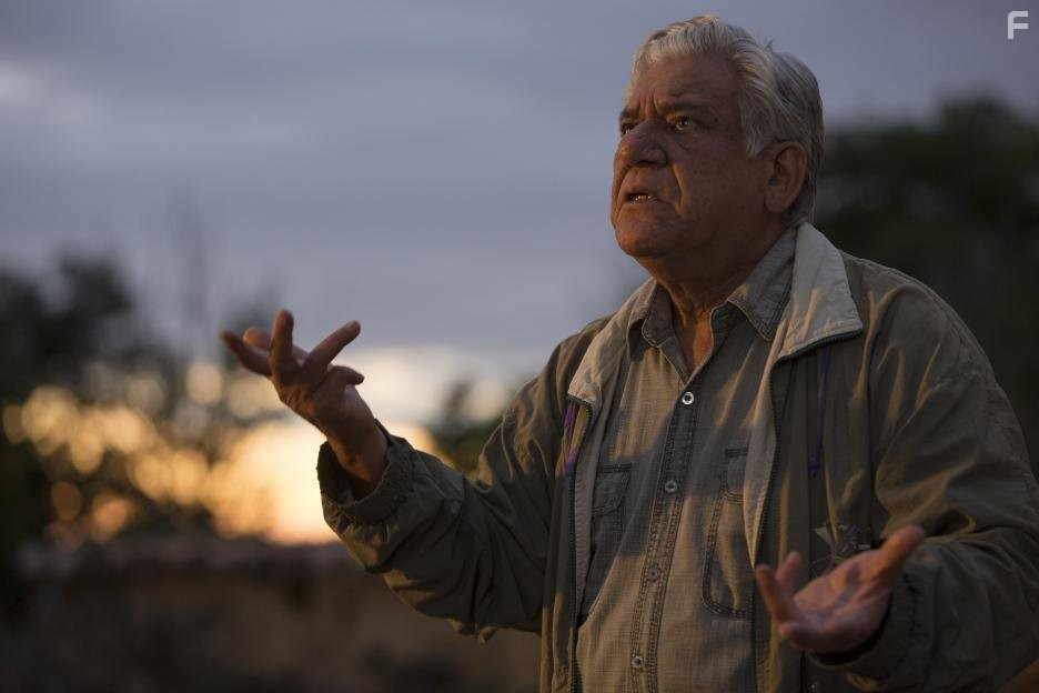 Om Puri in Пряности и страсти (2014)