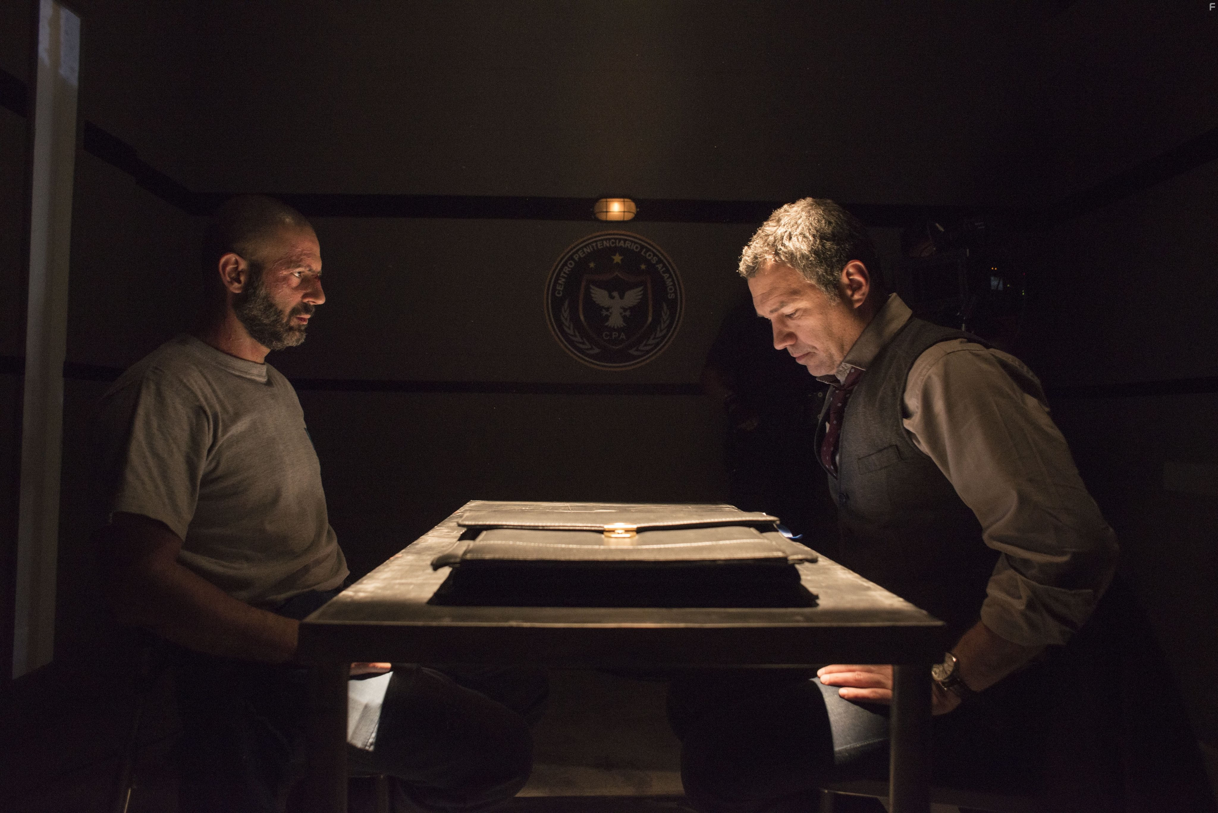 Salvador del Solar and Ruben Zamora in Cumbia Ninja (2013)