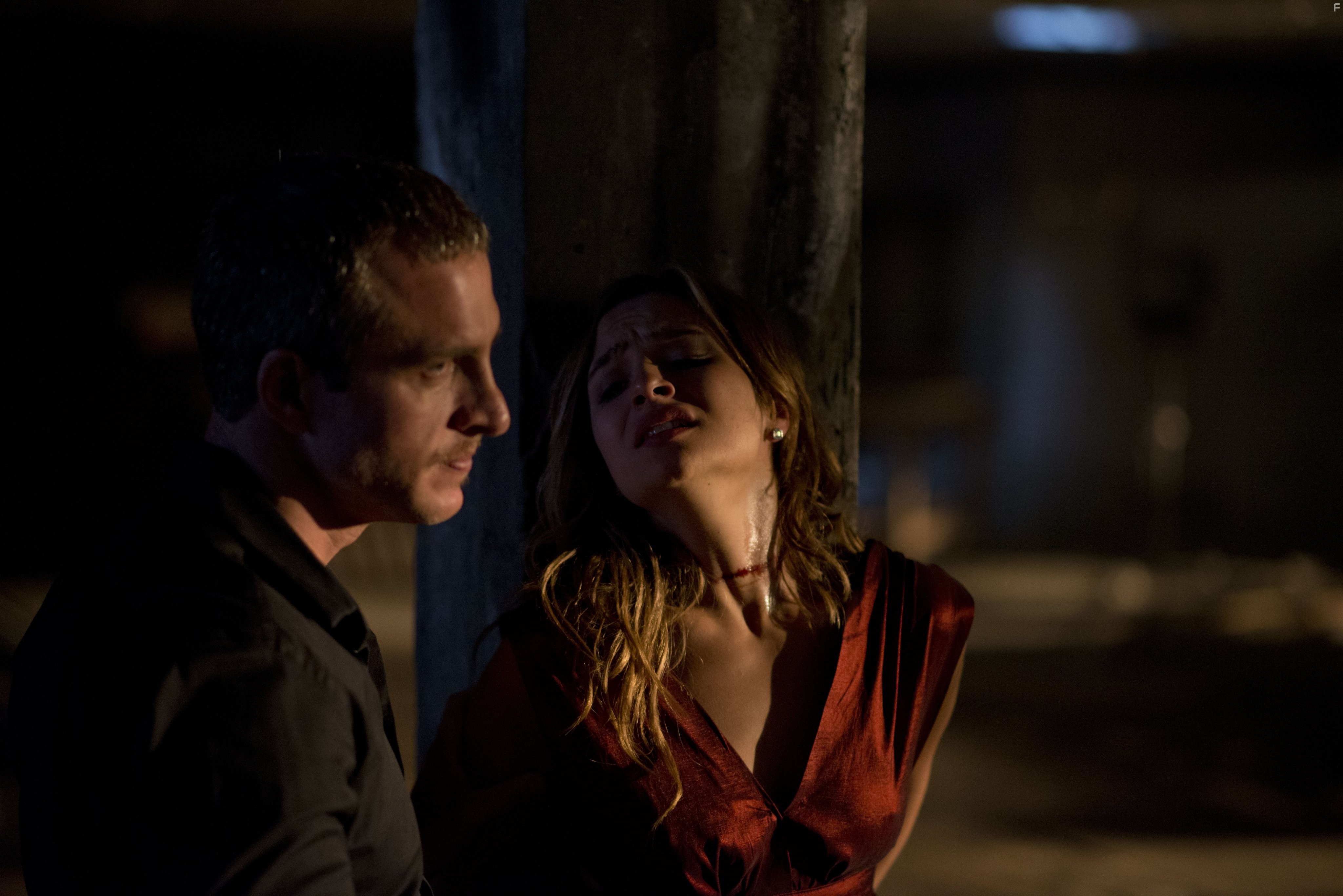 Albi De Abreu and Brenda Asnicar in Cumbia Ninja (2013)