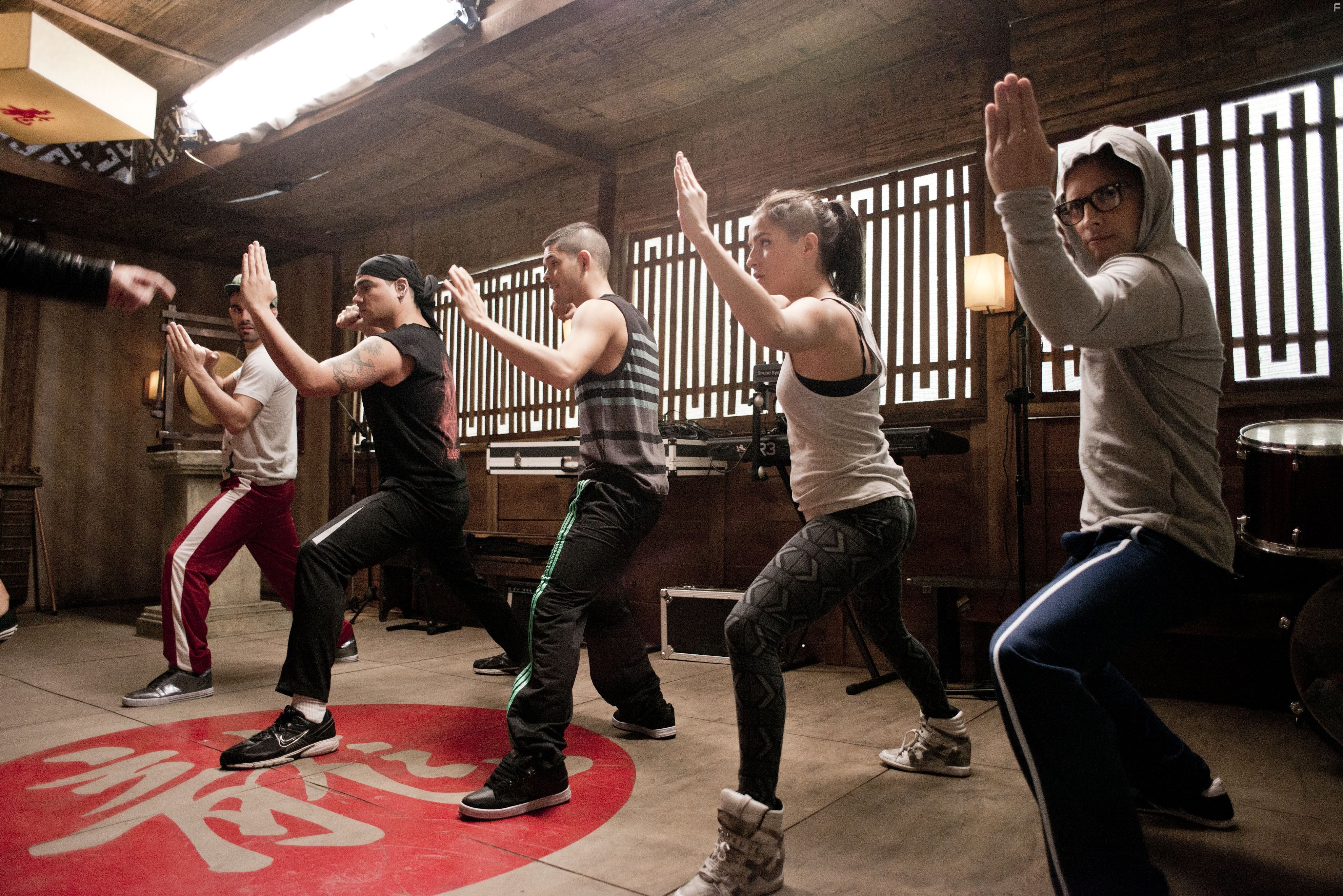 Nikolas Rincon, Ricardo Abarca, Julio Nava, Brenda Asnicar, and Ignasio Meneses in Cumbia Ninja (2013)