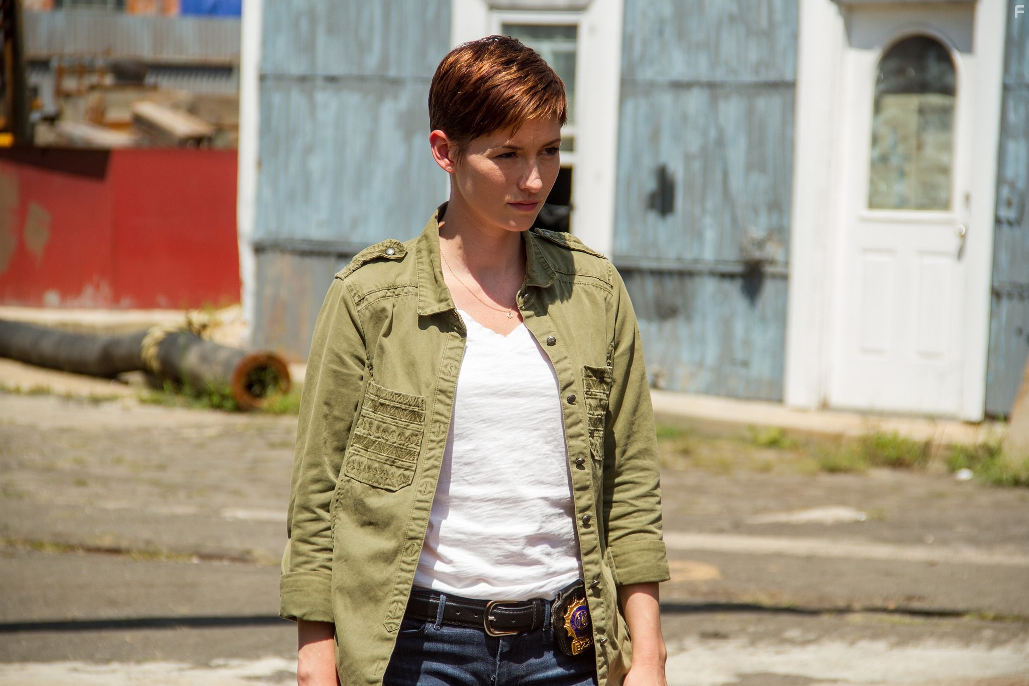 Chyler Leigh and Linda Kallerus in Такси: Южный Бруклин (2014)