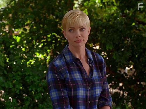 Jaime Pressly in Jennifer Falls (2014)