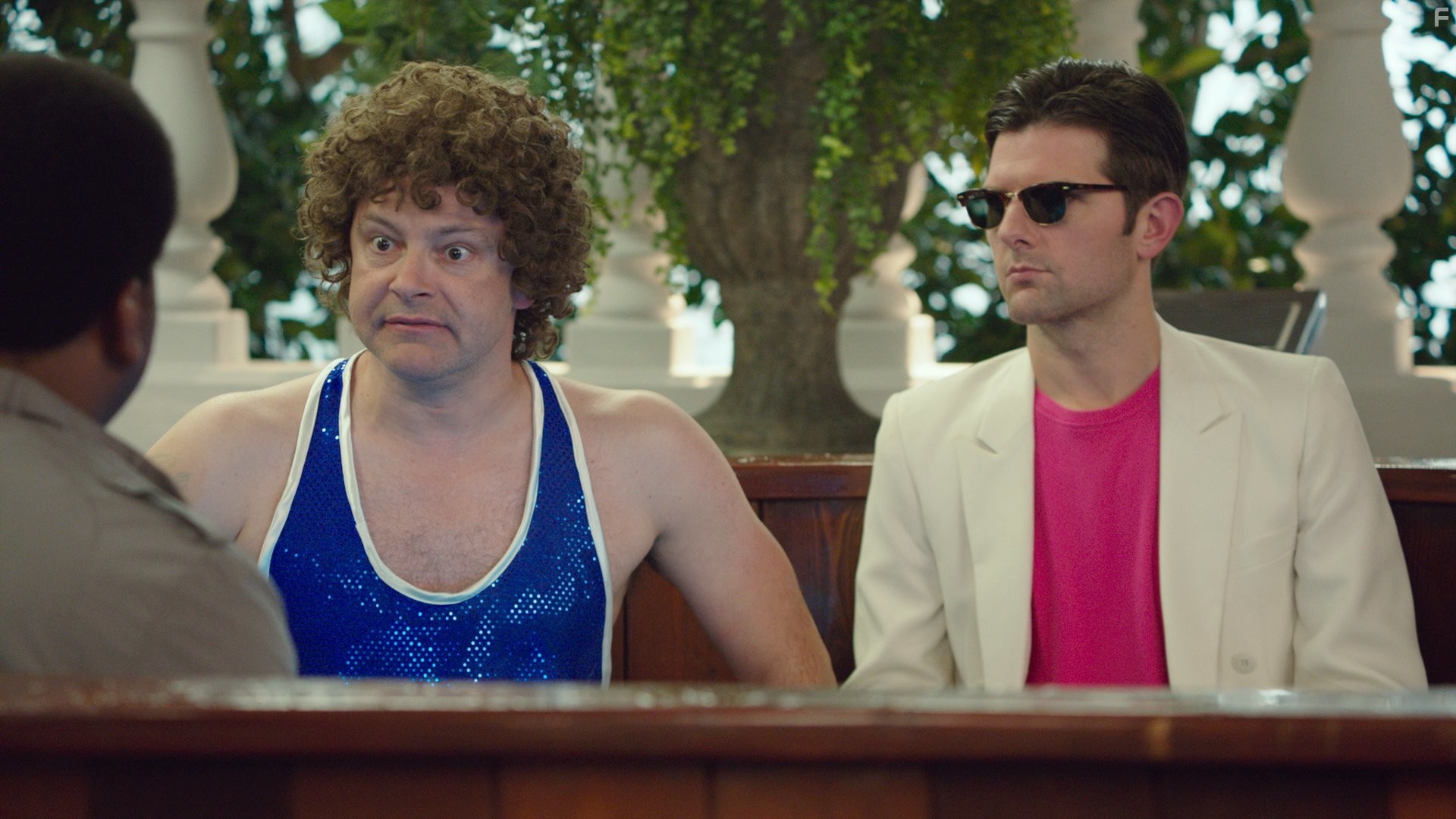 Adam Scott and Rob Corddry in Машина времени в джакузи 2 (2015)