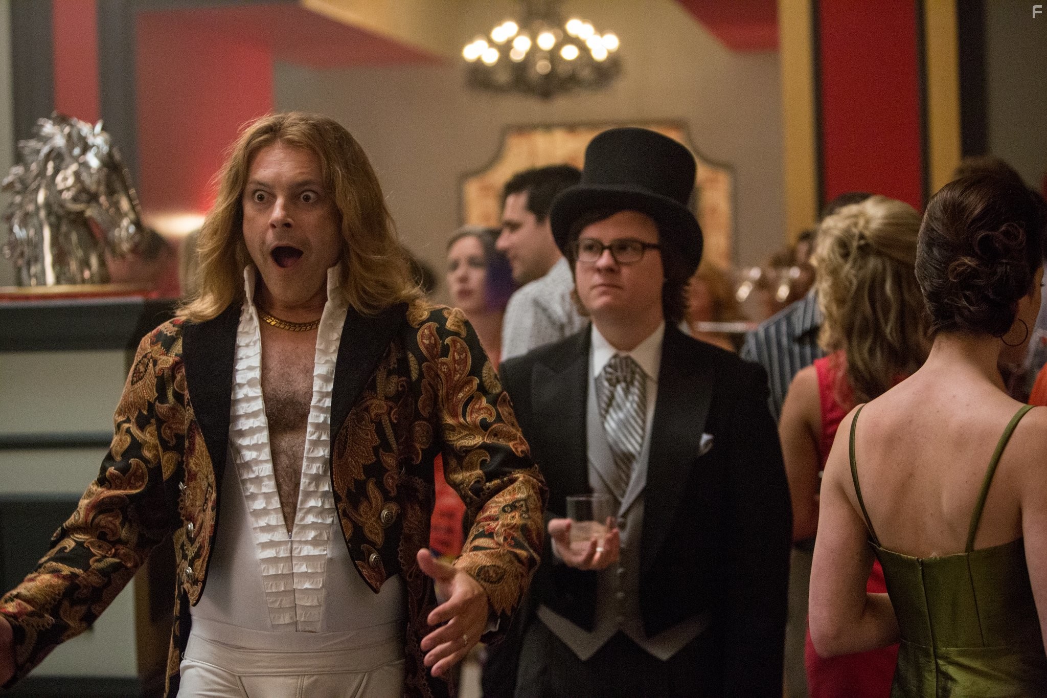 Clark Duke and Rob Corddry in Машина времени в джакузи 2 (2015)