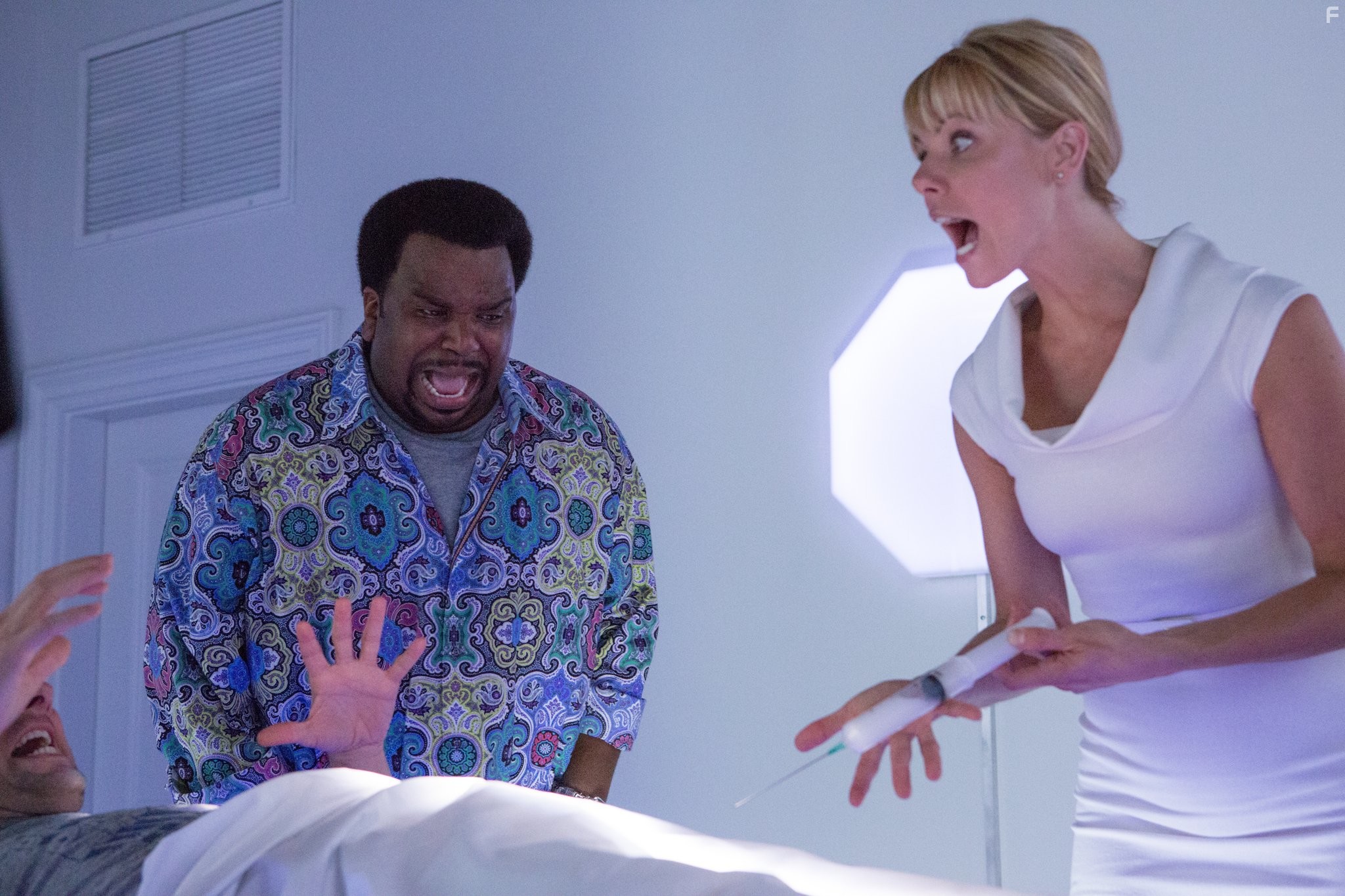Adam Scott, Craig Robinson, and Collette Wolfe in Машина времени в джакузи 2 (2015)