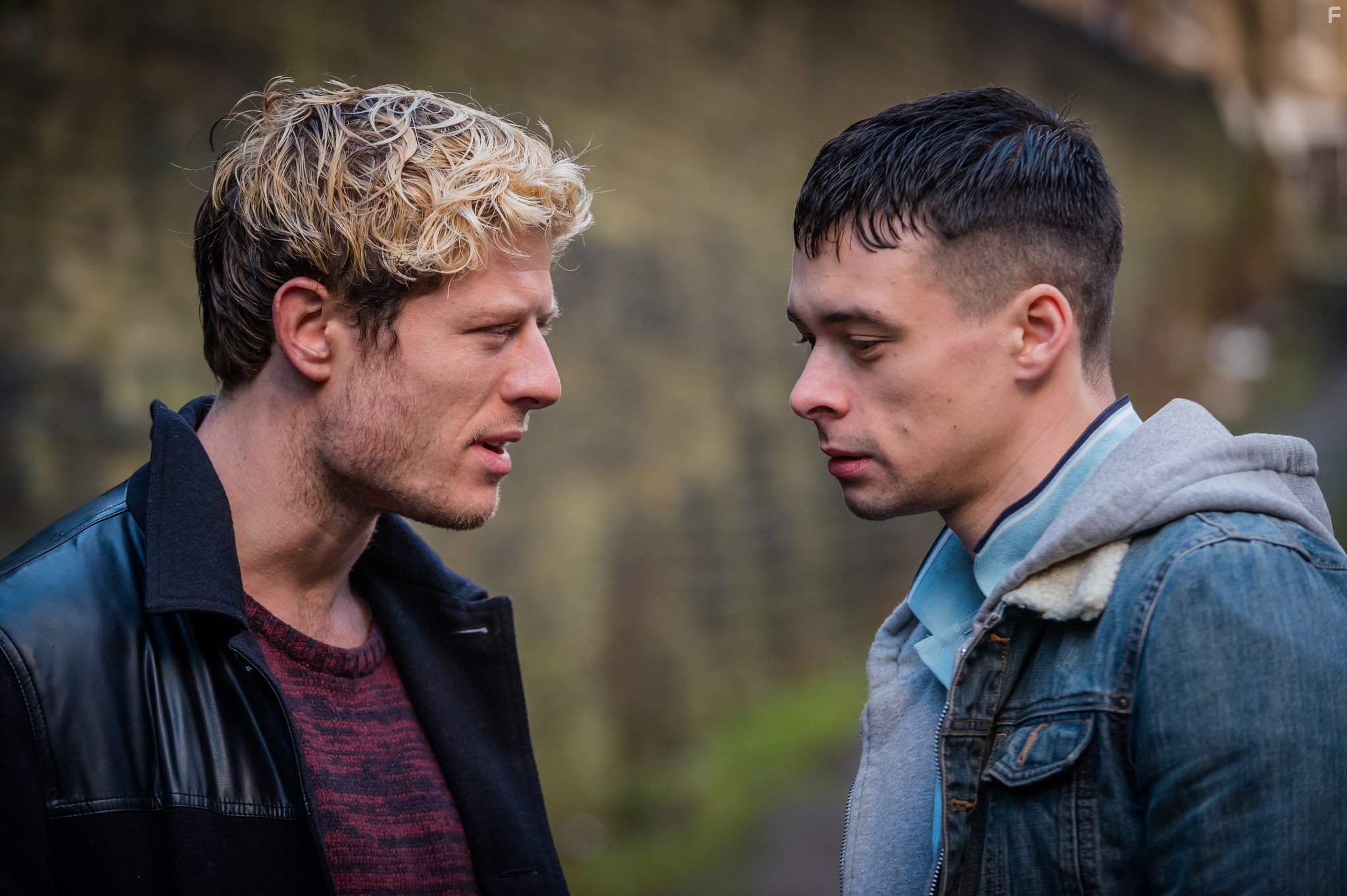 Adam Long and James Norton in Счастливая долина (2014)