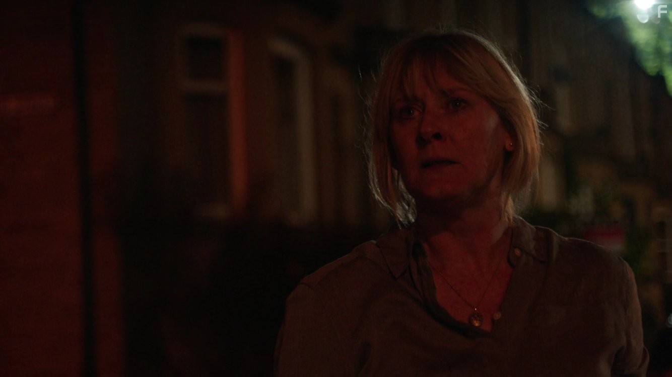 Sarah Lancashire in Счастливая долина (2014)