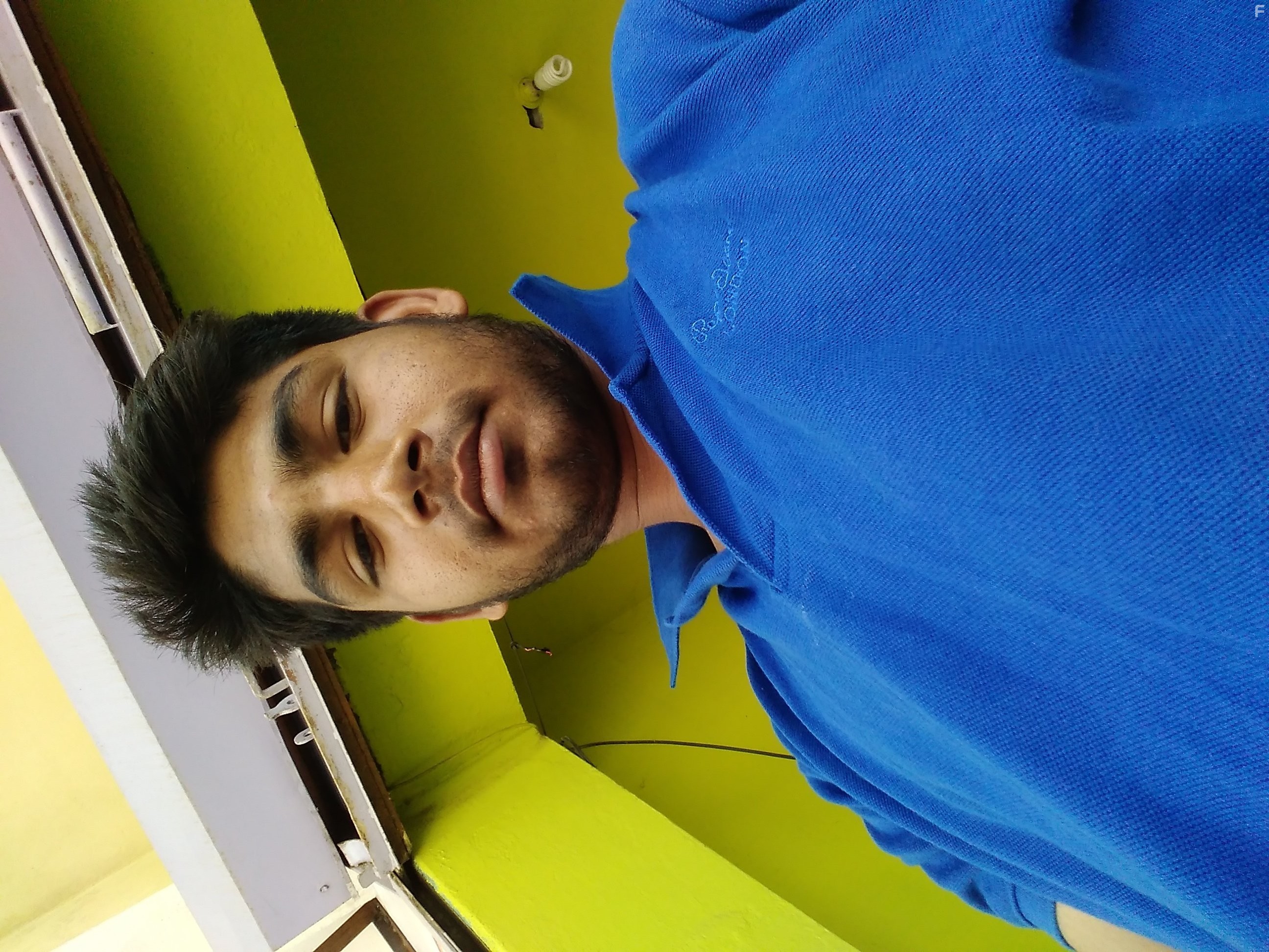 Ronald D. Moore in Dangerous Days: Making Blade Runner (2007)