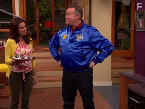 Грозная семейка (2013)