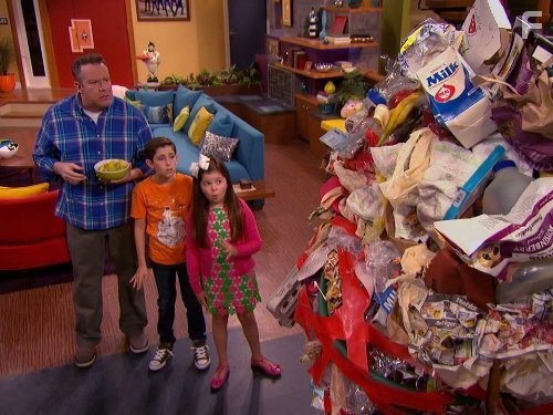 Грозная семейка (2013)