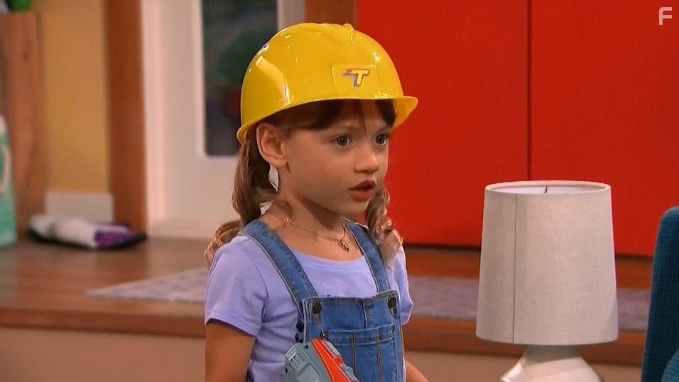 Грозная семейка (2013)