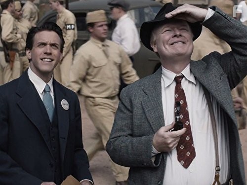 Christian Clemenson and Ashley Zukerman in Манхэттен (2014)