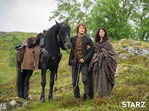 Sam Heughan and Caitriona Balfe in Чужестранка (2014)