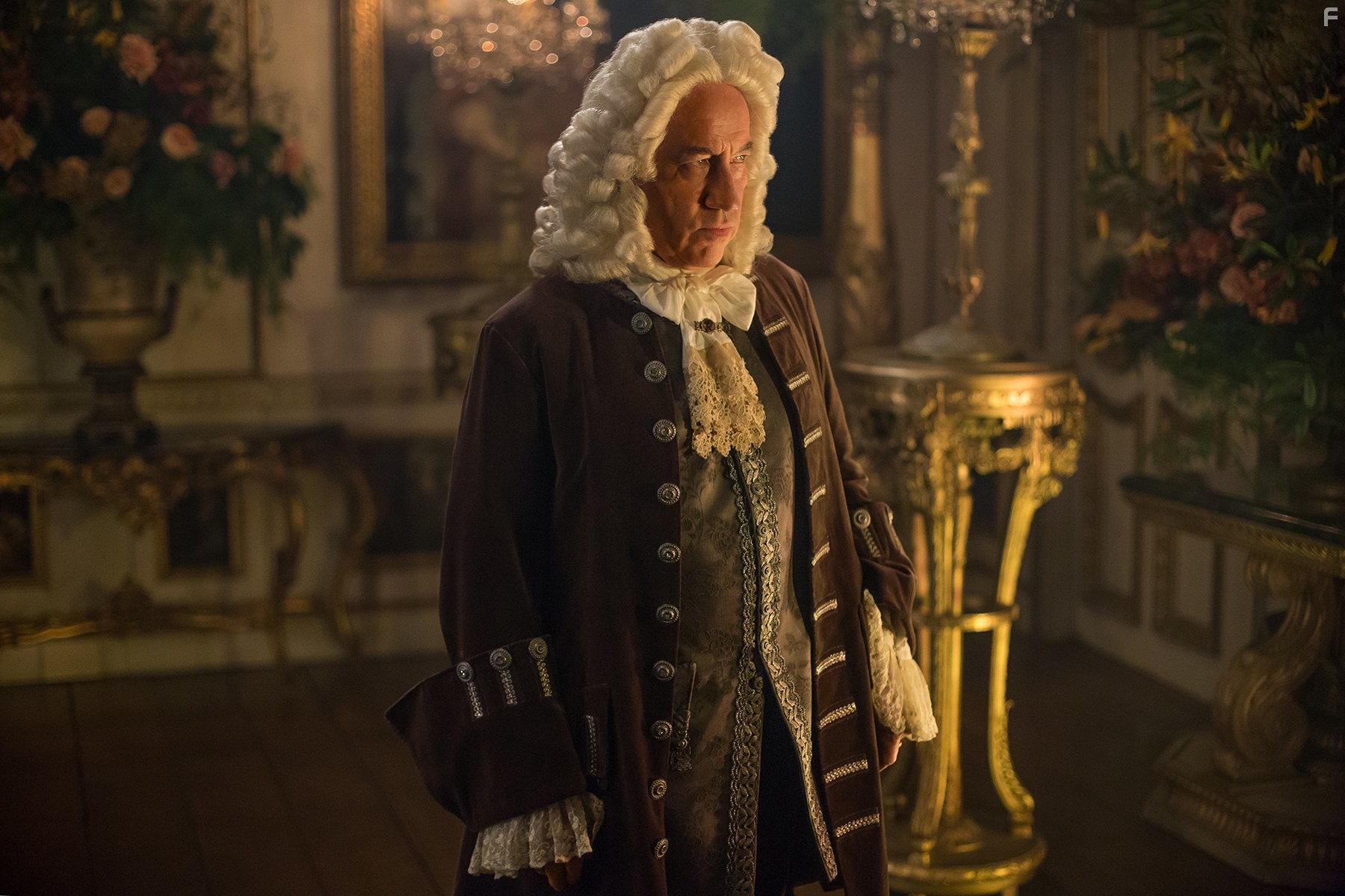 Simon Callow in Чужестранка (2014)