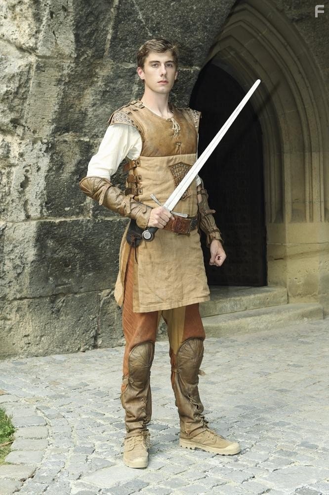 Jim Curry in Квест (2014)