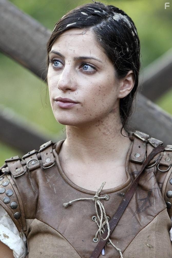 Lina Carollo in Квест (2014)