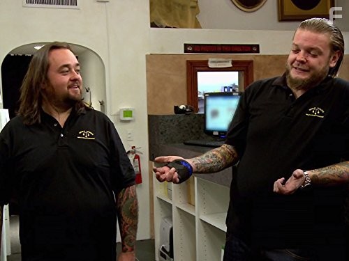 Corey Harrison and Austin 'Chumlee' Russell in Звёзды ломбарда (2009)