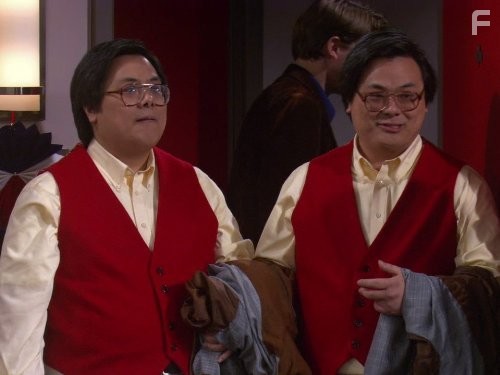 John Yuan and Matt Yuan in Правила совместной жизни (2007)