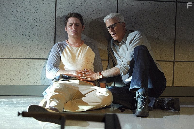 Ted Danson and Matt Shively in C.S.I. Место преступления (2000)