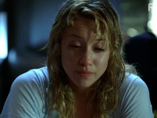 Stella Maeve in C.S.I. Место преступления (2000)