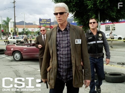 Ted Danson, Paul Guilfoyle, and George Eads in C.S.I. Место преступления (2000)