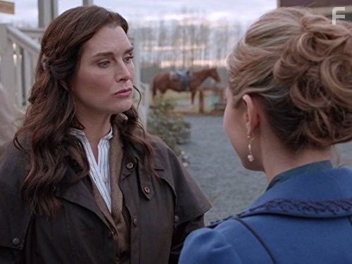 Brooke Shields in Когда зовёт сердце (2014)