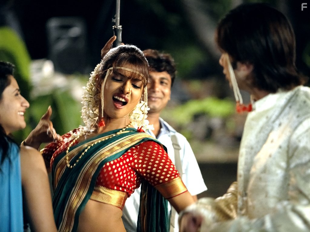 Priyanka Chopra in Негодяи (2009)