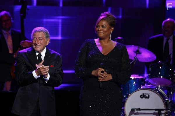 Queen Latifah and Tony Bennett in Америка ищет таланты (2006)