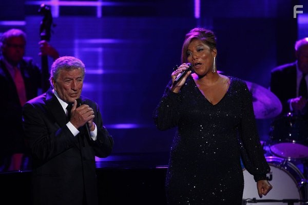 Queen Latifah and Tony Bennett in Америка ищет таланты (2006)