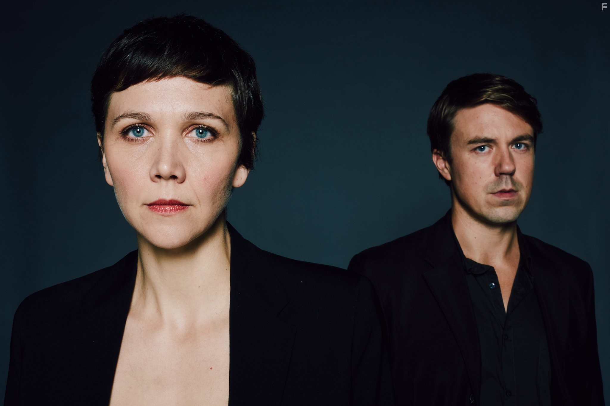 Maggie Gyllenhaal and Andrew Buchan in Благородная женщина (2014)