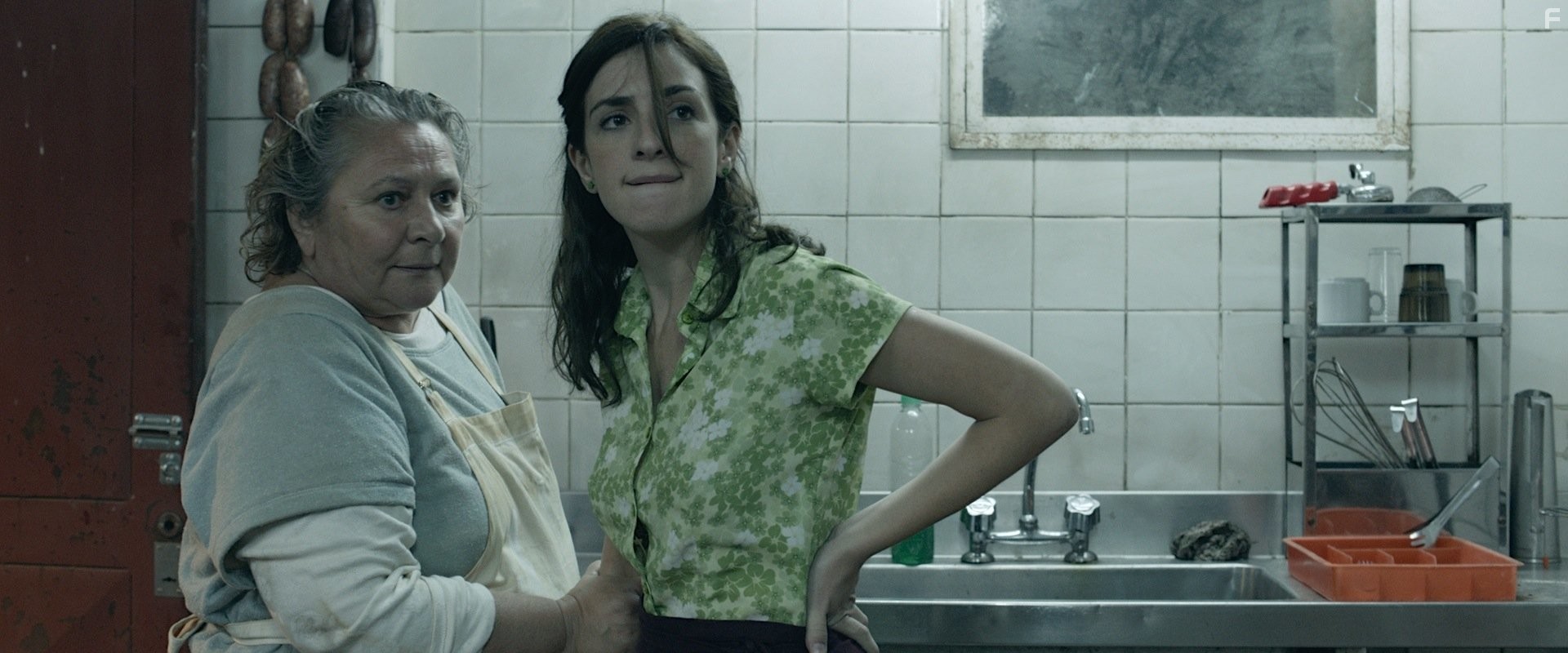 Rita Cortese and Julieta Zylberberg in Дикие истории (2014)