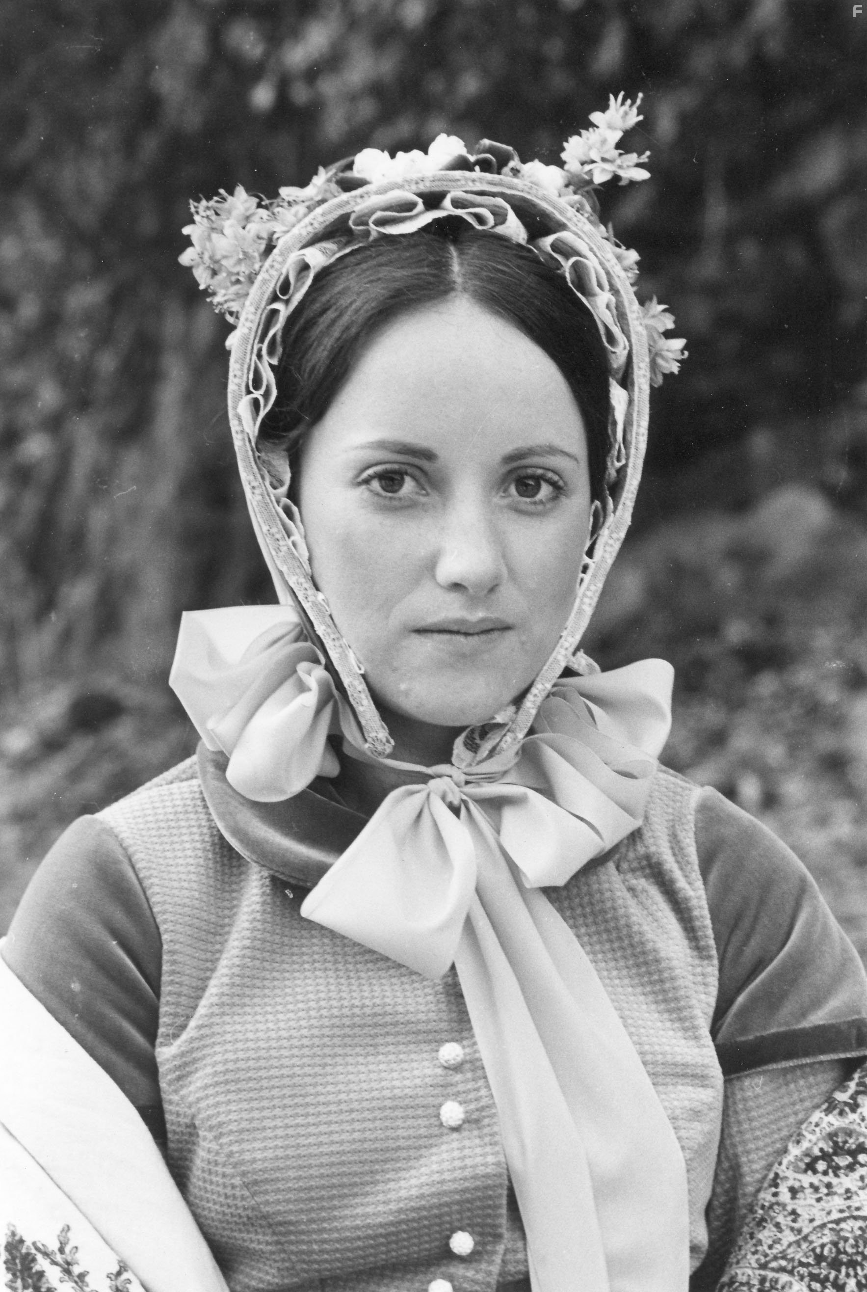 Pippa Guard in The Mallens (1979)