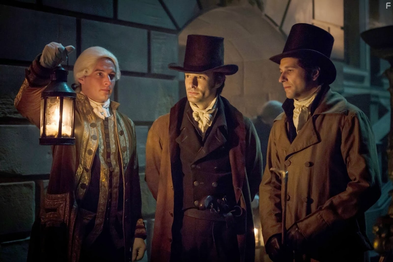 Matthew Rhys and Tom Ward in Смерть приходит в Пемберли (2013)