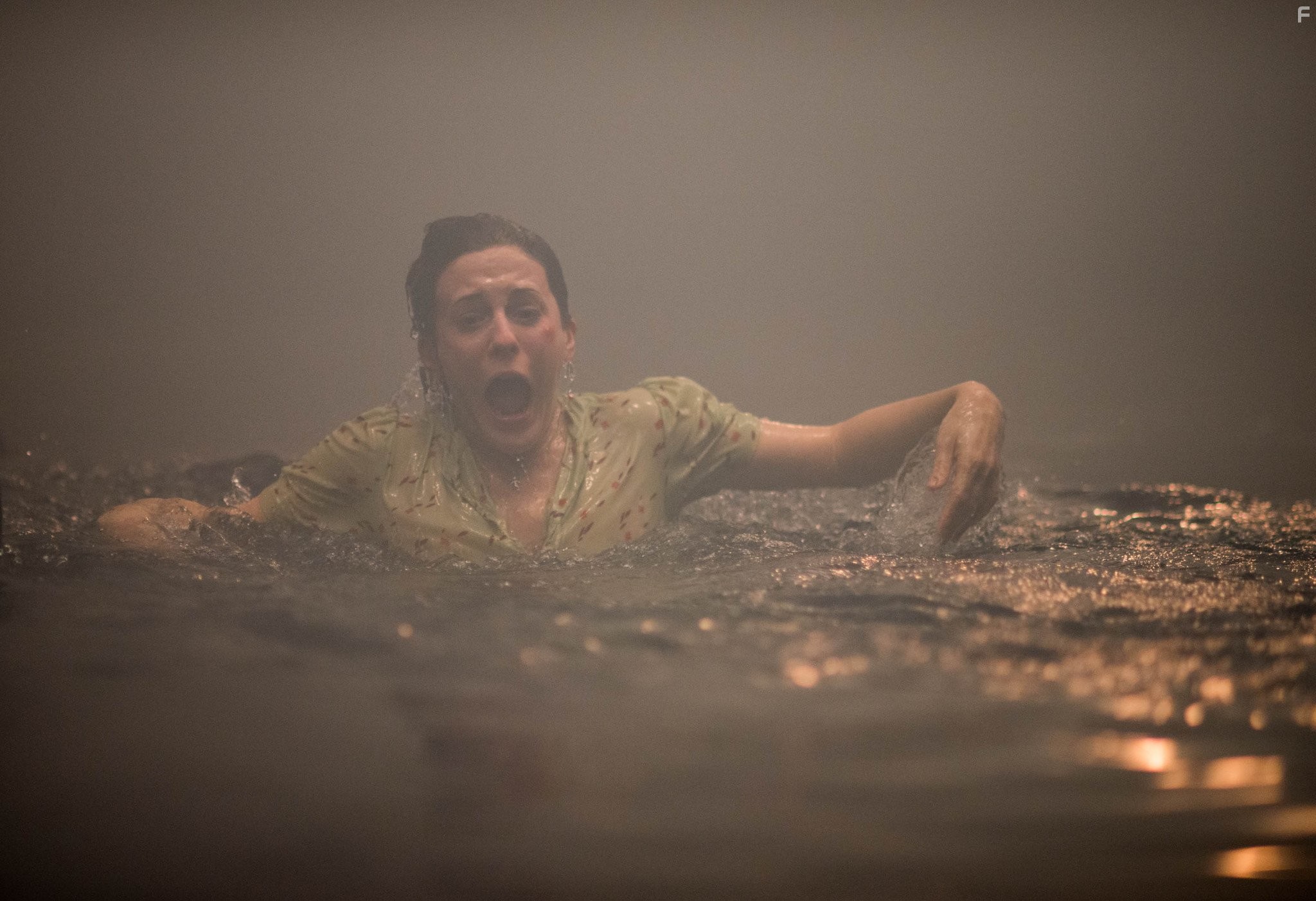 Phoebe Fox in Женщина в черном: Ангелы смерти (2014)