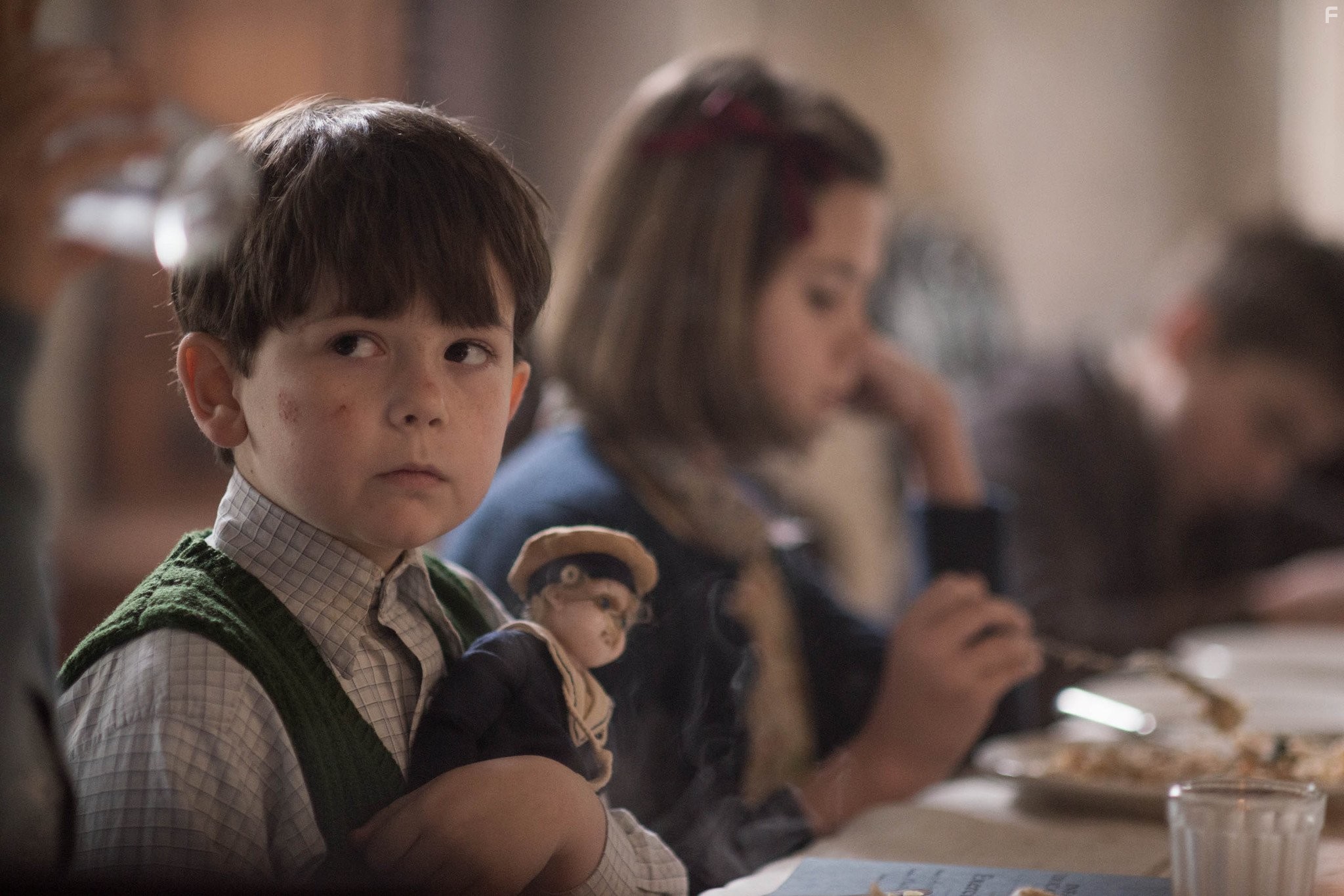 Oaklee Pendergast in Женщина в черном: Ангелы смерти (2014)