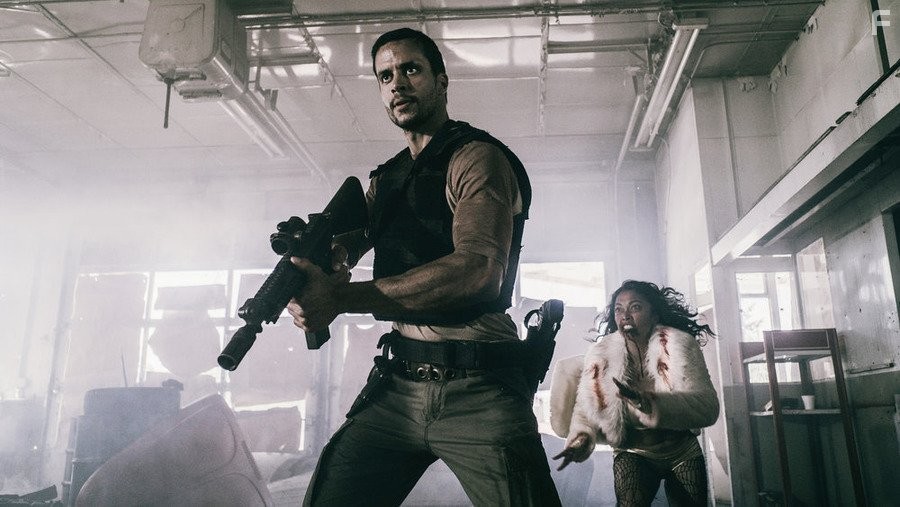 Matt Cede?o and Pisay Pao in Нация Z (2014)