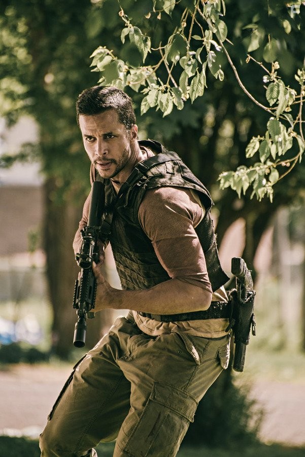 Matt Cede?o in Нация Z (2014)