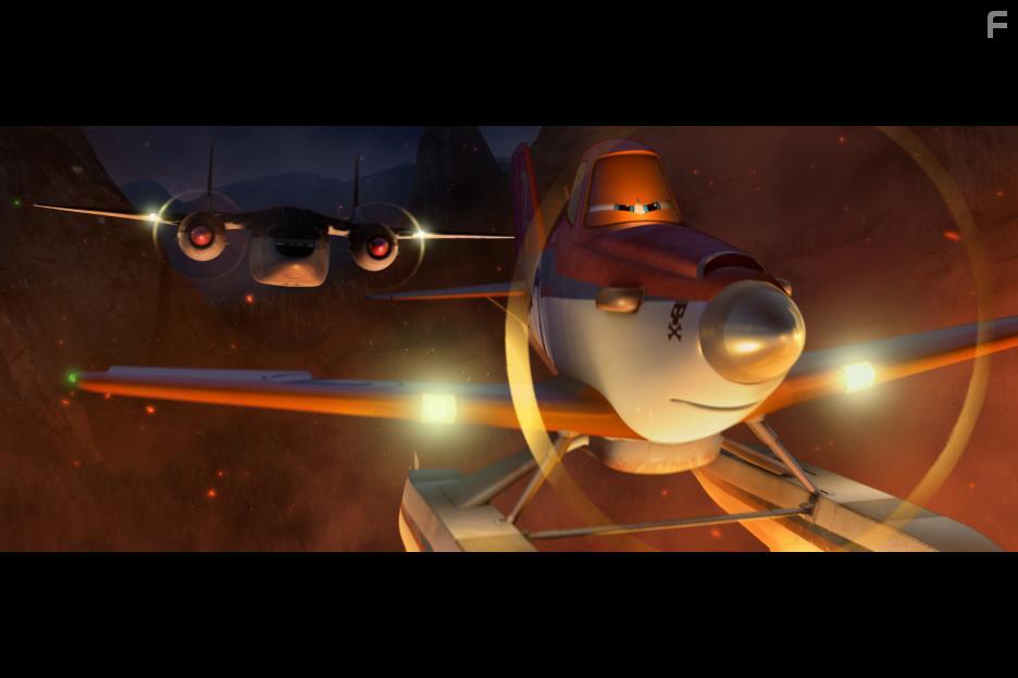 Dane Cook and Dale Dye in Planes 2: Redden & Blussen (2014)