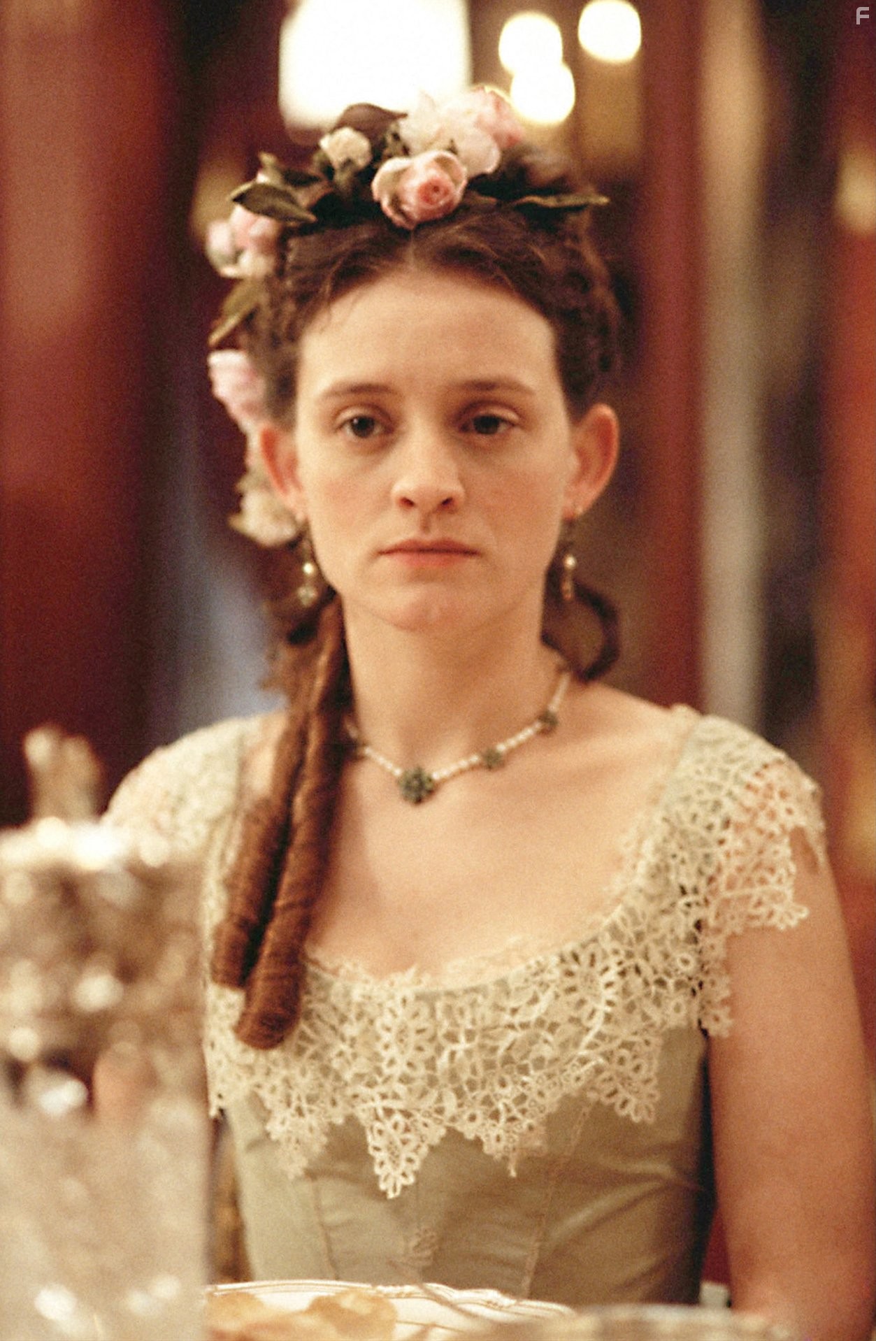 Anne-Marie Duff in Дороги, которые мы выбираем (2001)