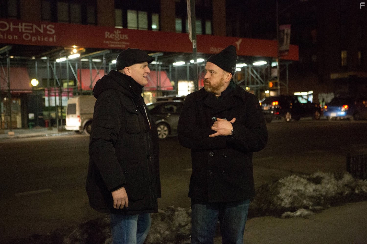 Michael Rapaport and Louis C.K. in Луи (2010)