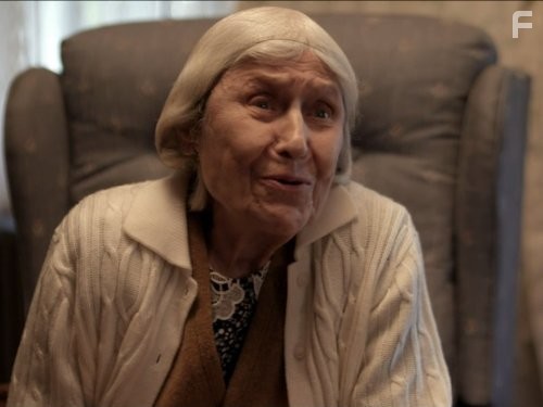 Eunice Anderson in Луи (2010)