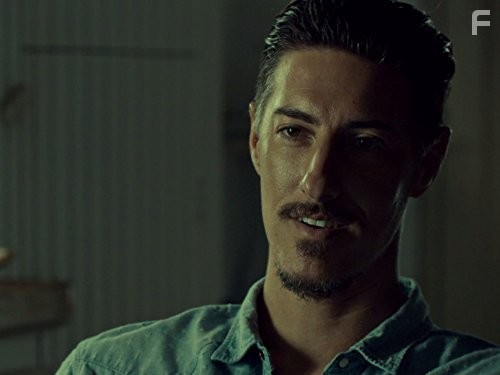 Eric Balfour in Тайны Хейвена (2010)