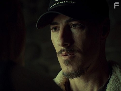 Eric Balfour in Тайны Хейвена (2010)