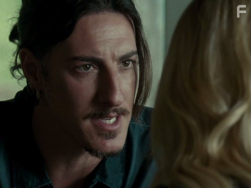 Eric Balfour in Тайны Хейвена (2010)