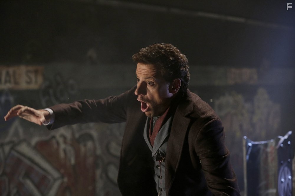 Ioan Gruffudd in Вечность (2014)